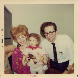 Shari Maurer and parents lorem ipsum